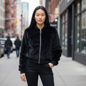 Seek The Label‎ Black Cropped Faux Fur Bomber Jacket Size S Fall Cozy Everyday